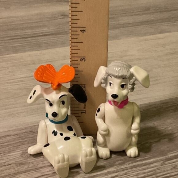 McDonalds Happy Meal Toy Disney’s 101 Dalmatians Dogs Butterfly Wig Figure Cake - Picture 3 of 3